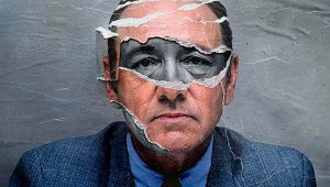 Kevin Spacey, hundido y sin hogar, clama por una segunda oportunidad y suplica a Hollywood que lo deje volver