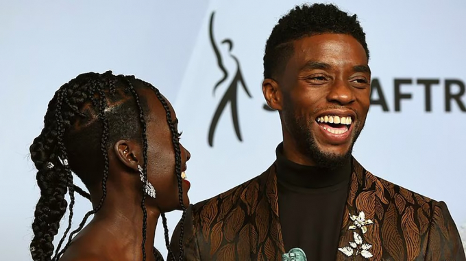 Eterno Rey: Chadwick Boseman recibe su estrella póstuma en el paseo de la fama
