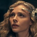 Noticia Tráiler de 'The Peripheral': Chloë Grace Moretz encuentra una simulación demasiado real (VIDEO)