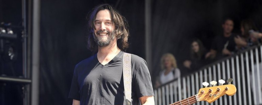 Keanu Reeves vuelve a tocar con su banda Dogstar más de 20 años después