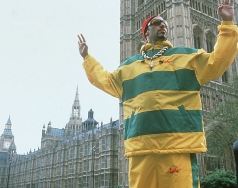Foto de ALI G ANDA SUELTO