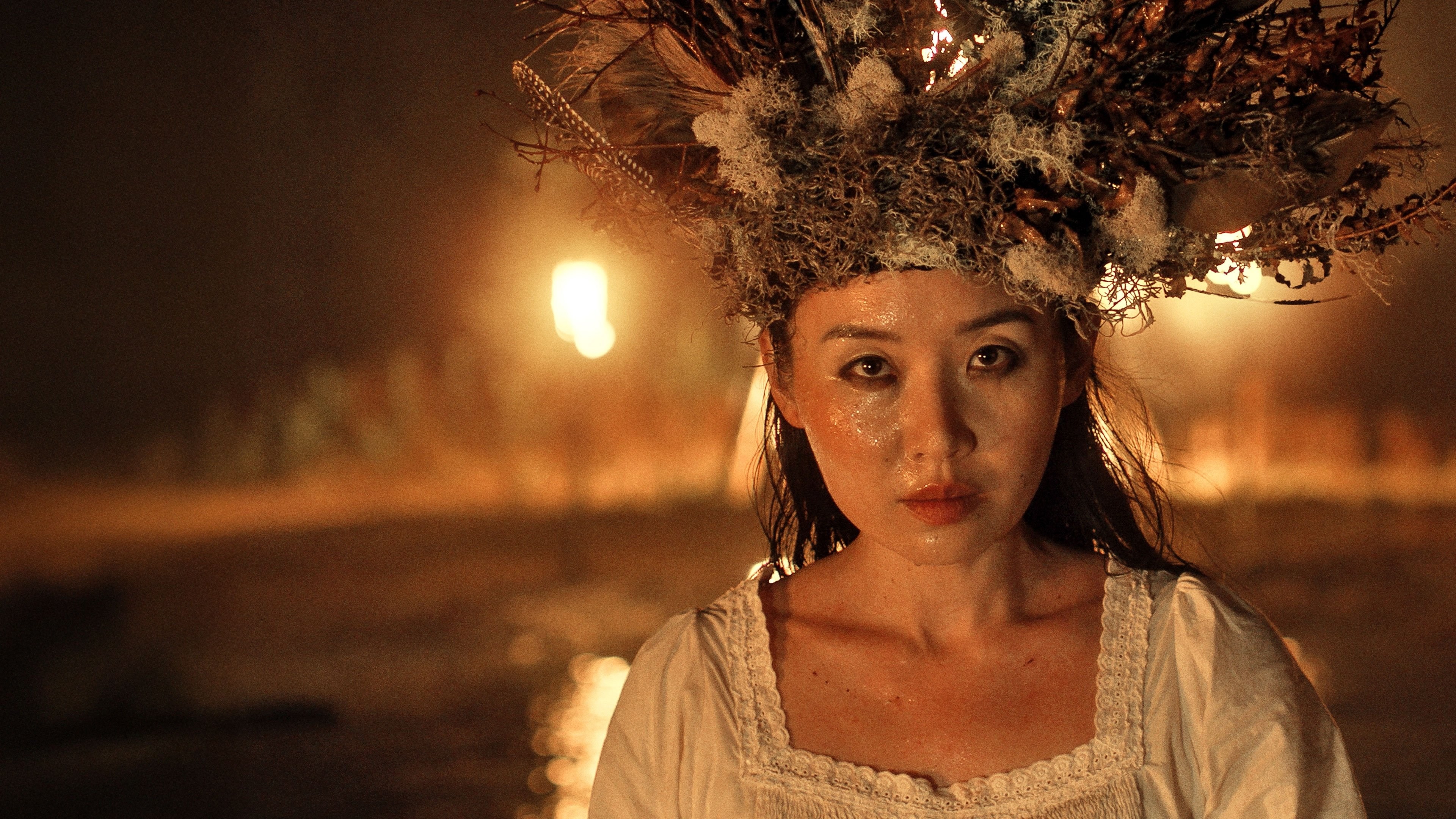 Foto de ALMA AND THE WOLF