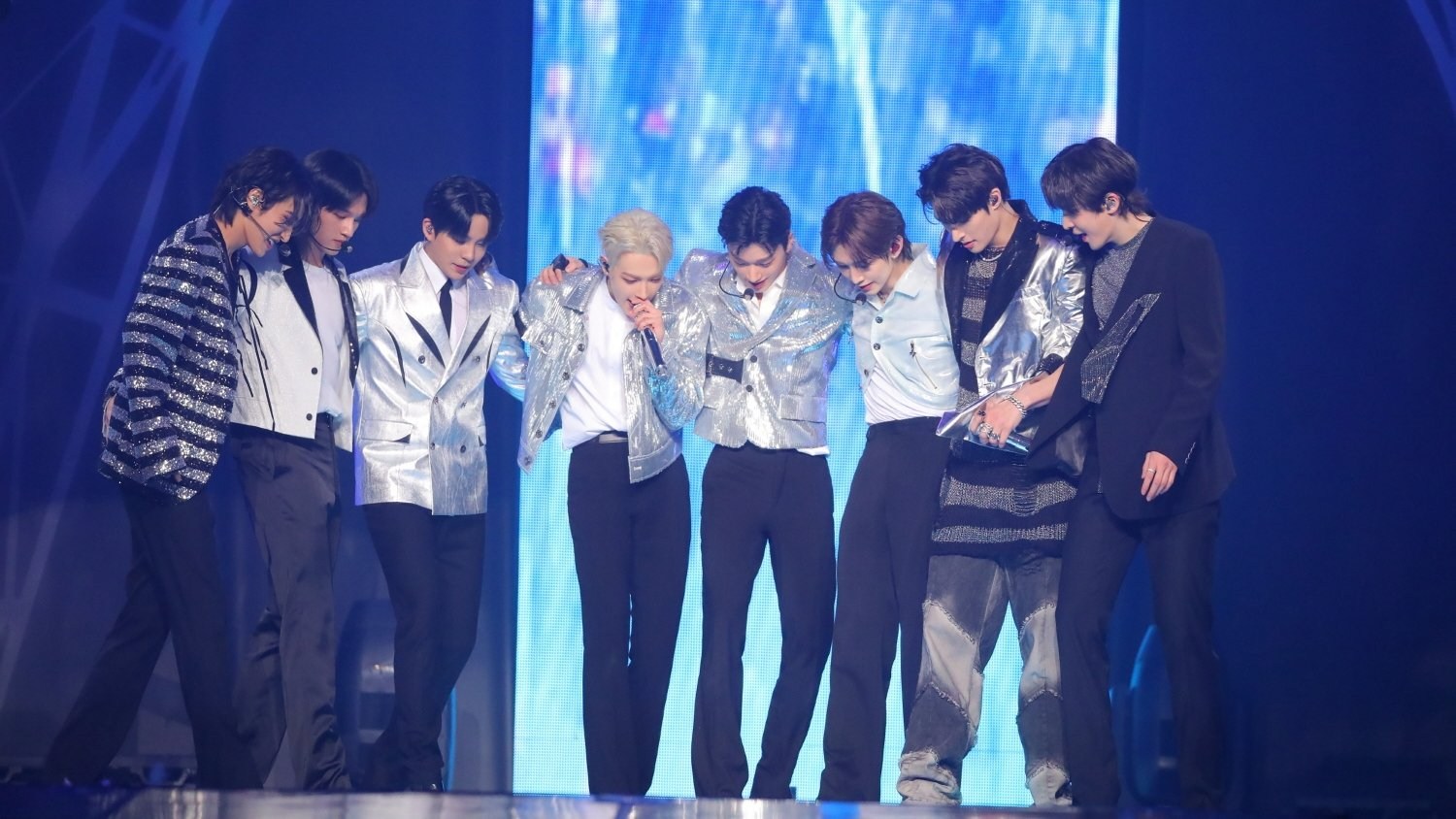 Foto de ATEEZ WORLD TOUR: TOWARDS THE LIGHT