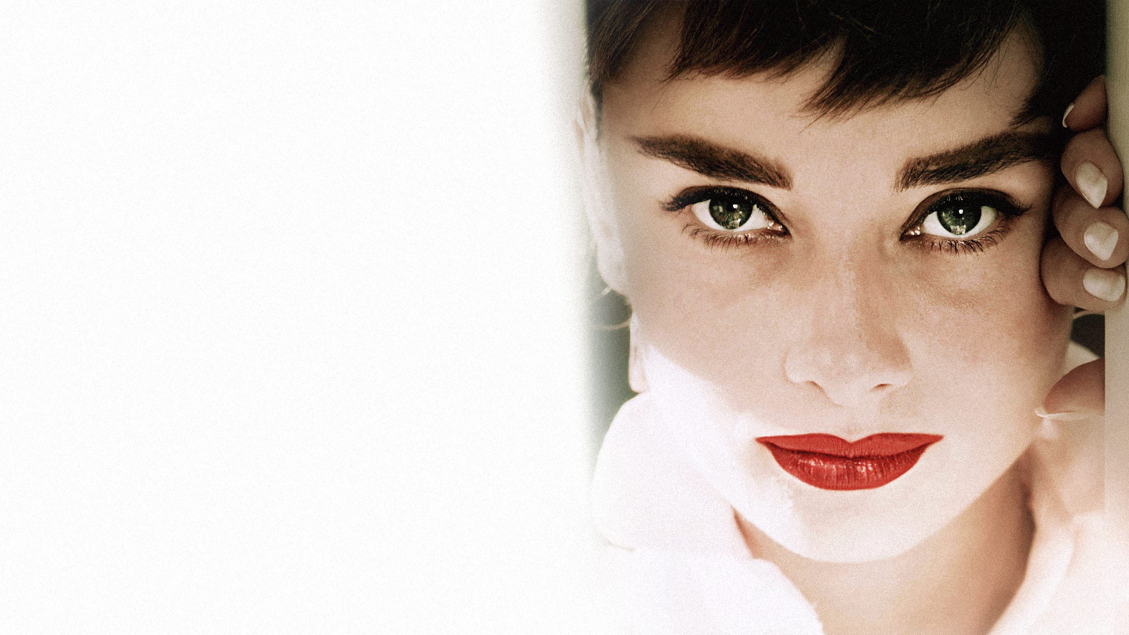 Foto de AUDREY: MÁS ALLÁ DEL ICONO