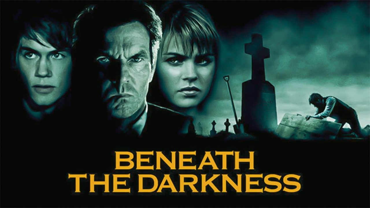 Foto de BENEATH THE DARKNESS