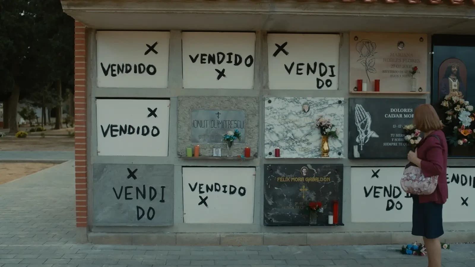 Foto de BODEGÓN CON FANTASMAS