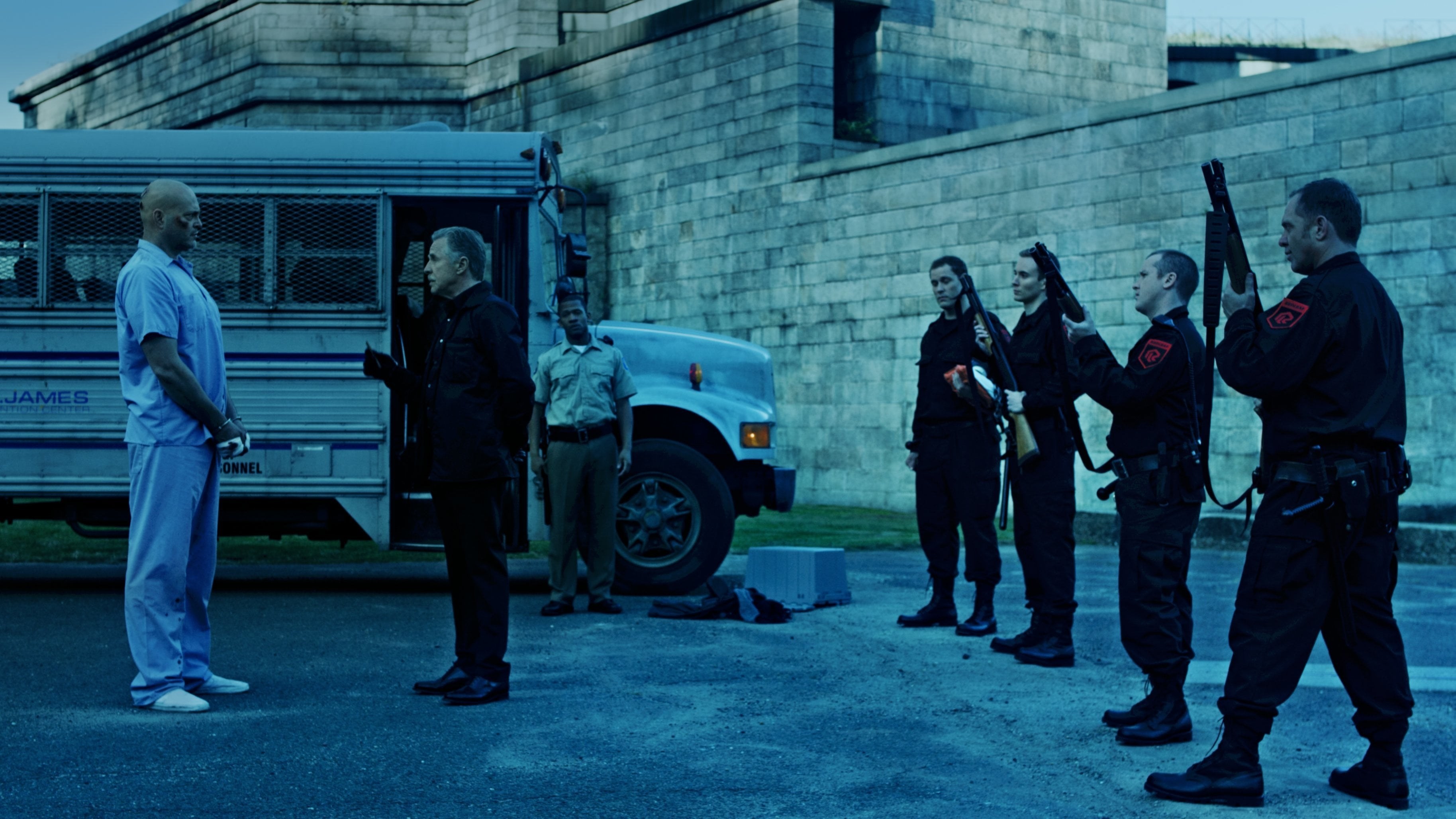 Foto de BRAWL IN CELL BLOCK 99
