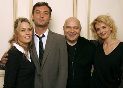 Foto de BREAKING AND ENTERING