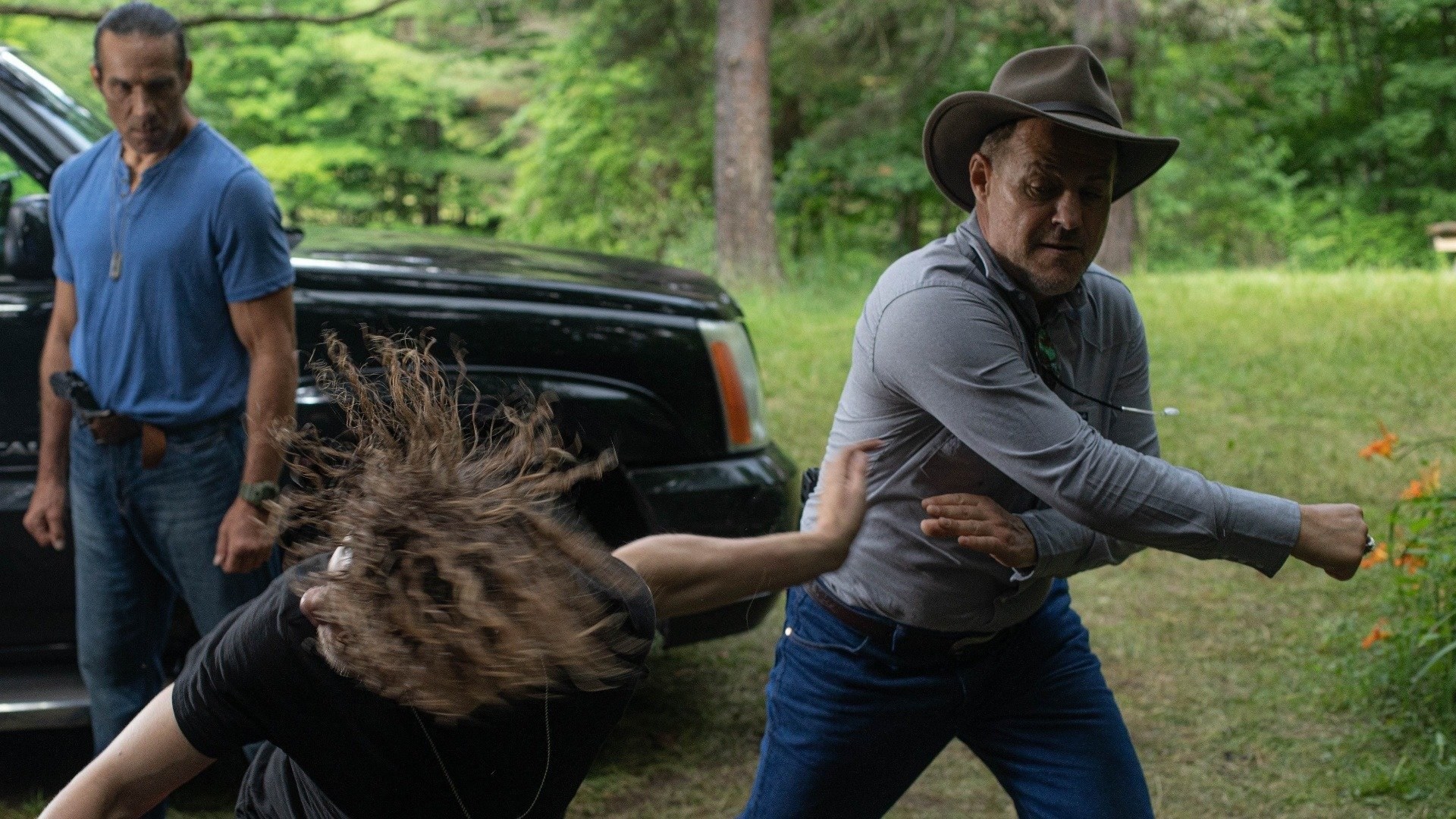 Foto de BRING HIM BACK DEAD