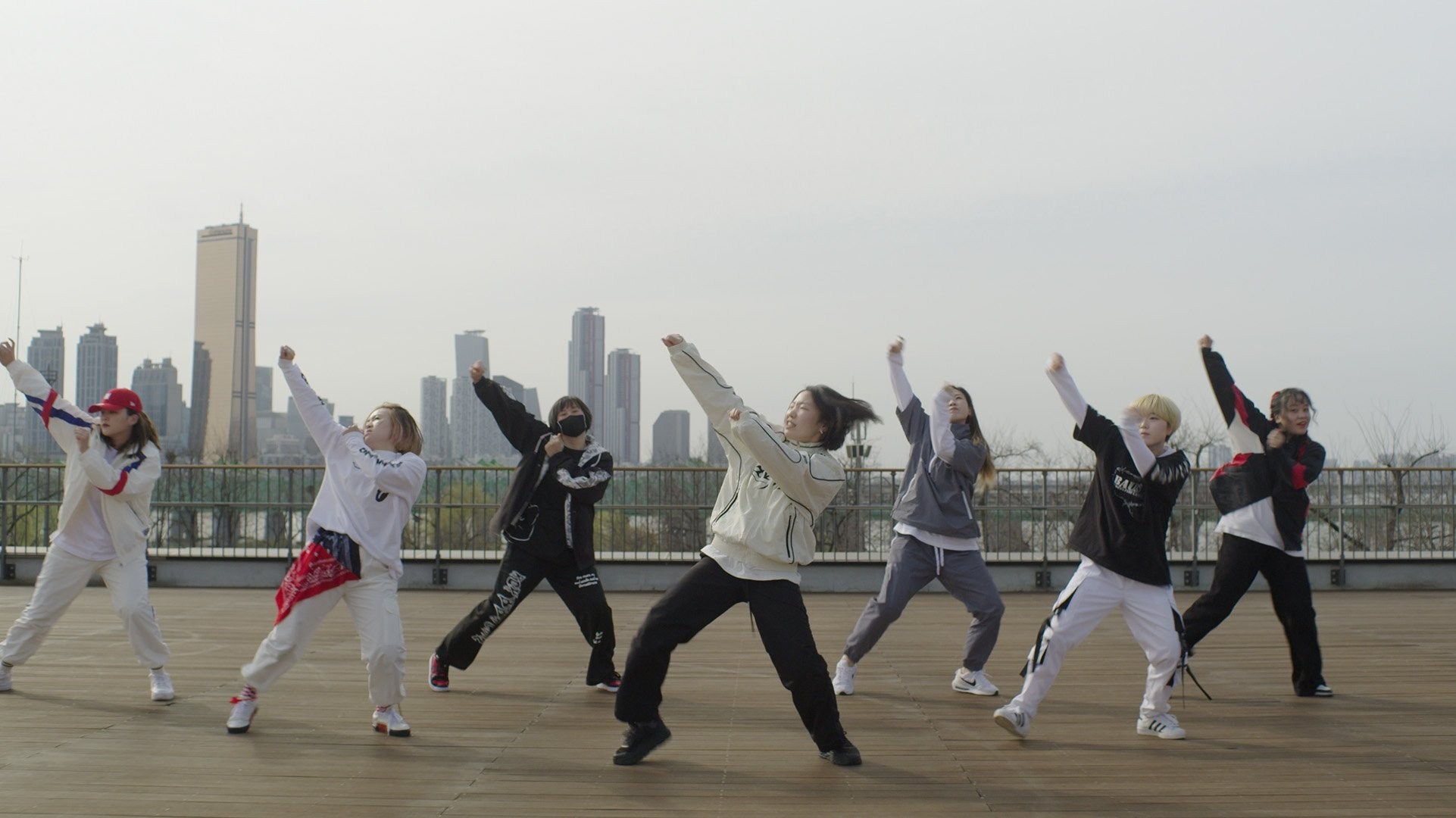 Foto de BTS ARMY: FOREVER WE ARE YOUNG