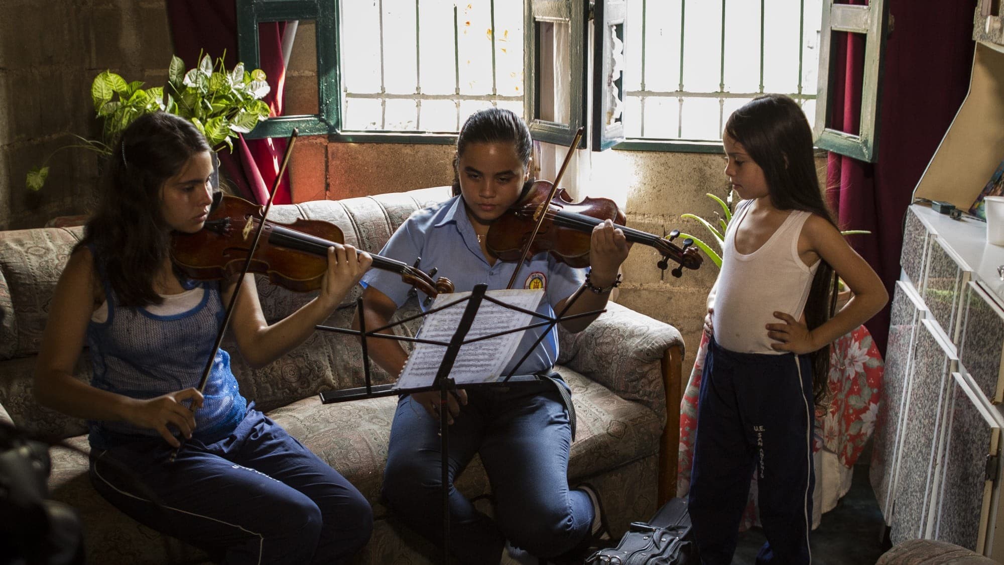 Foto de NIÑOS DE LAS BRISAS
