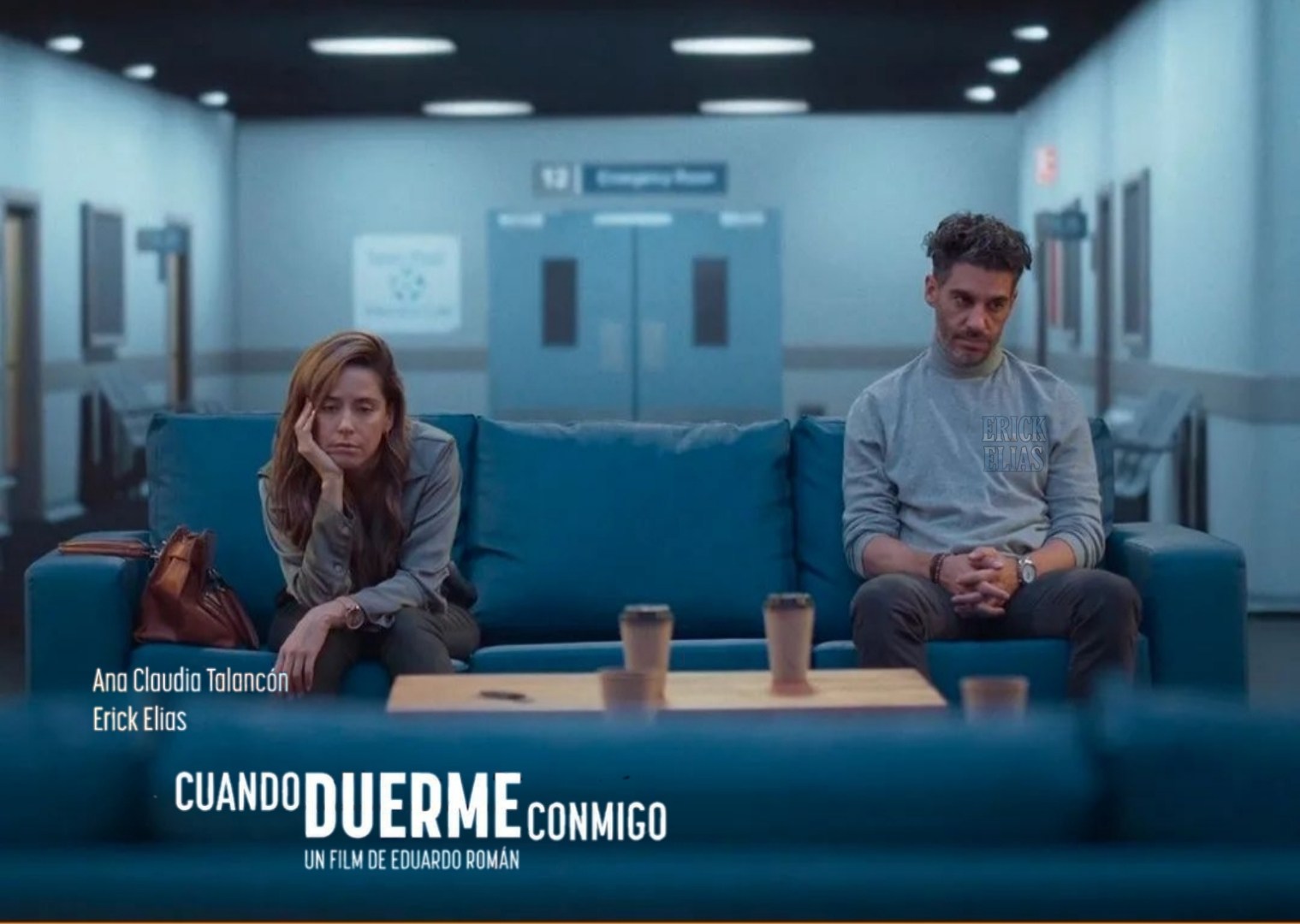Foto de CUANDO DUERME CONMIGO