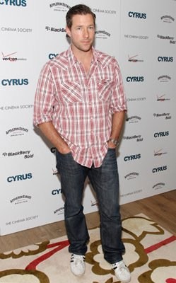 Poster de CYRUS