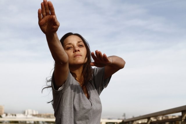 Foto de DE ÓXIDO Y HUESO