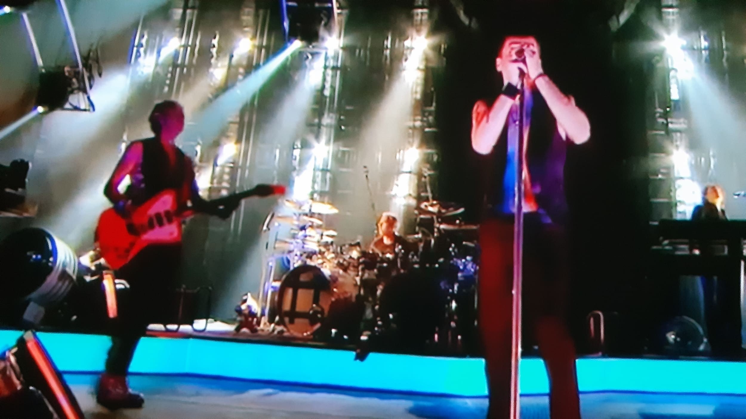 Foto de DEPECHE MODE: TOUR OF THE UNIVERSE