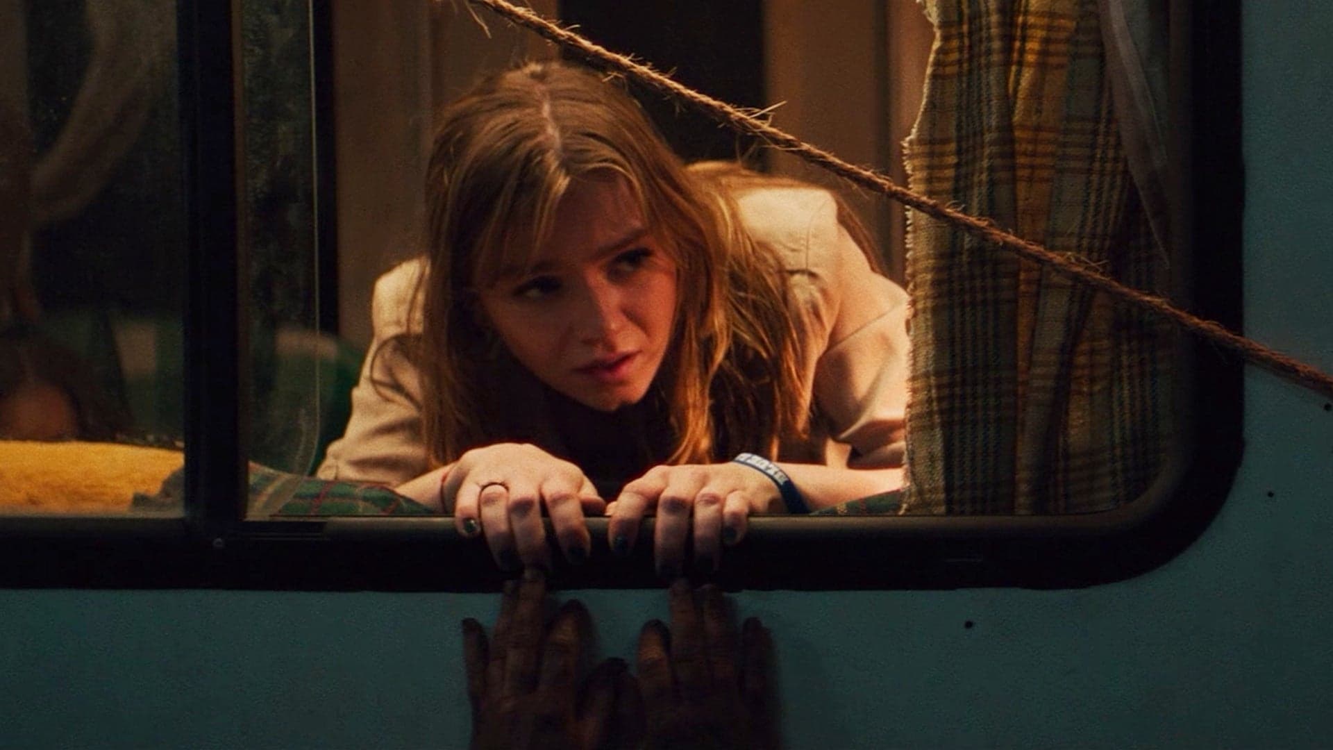 Foto de DON'T TURN OUT THE LIGHTS