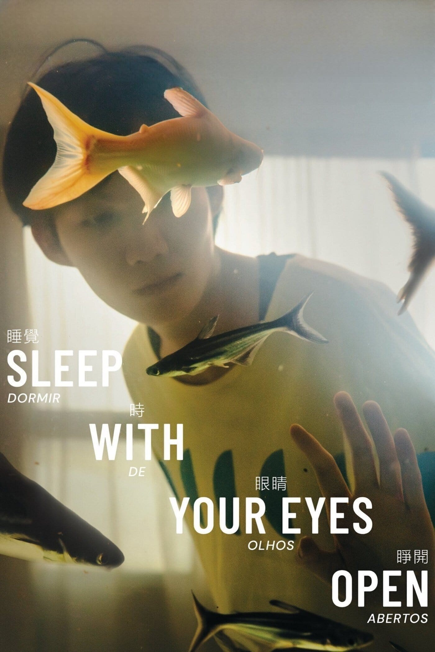 Poster de DORMIR CON LOS OJOS ABIERTOS en inglés