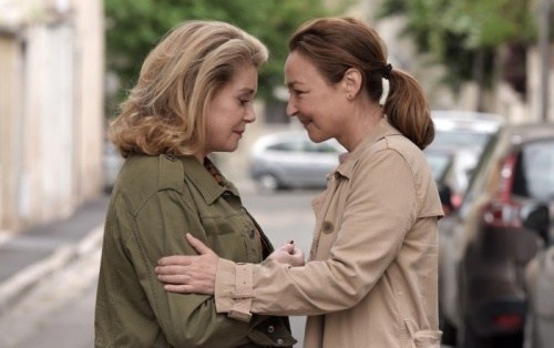 Foto de DOS MUJERES