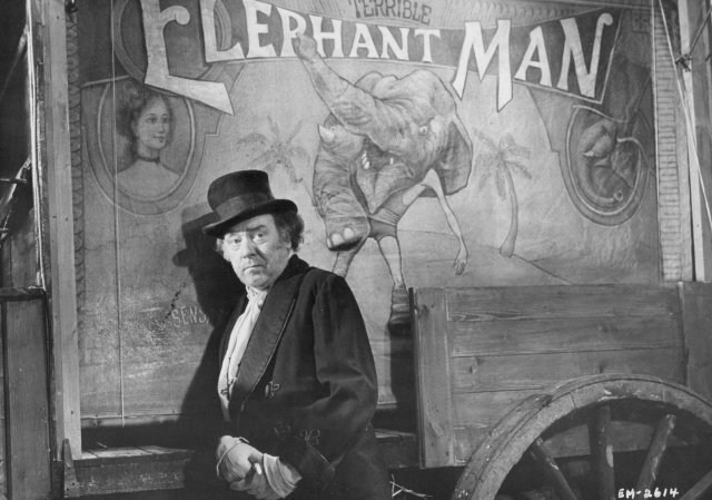 Foto de EL HOMBRE ELEFANTE