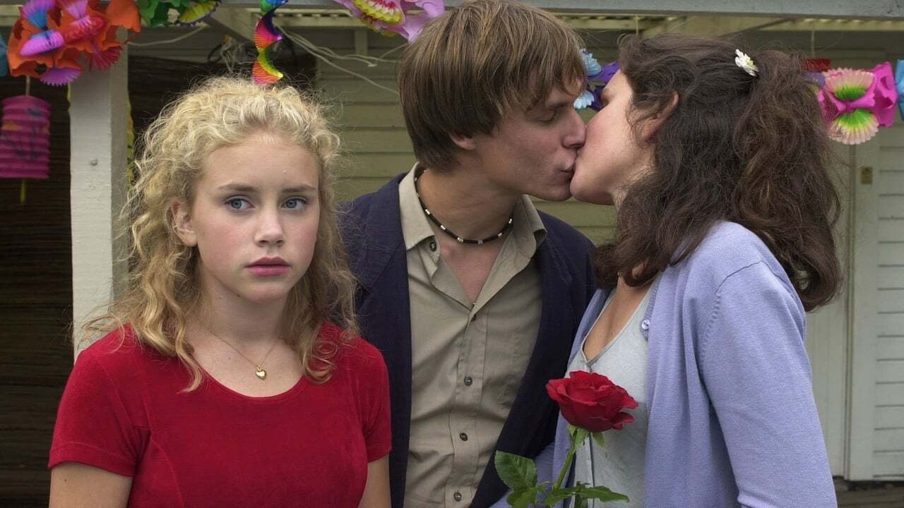 Foto de EVA & ADAM - FYRA FÖDELSEDAGAR OCH ETT FIASKO