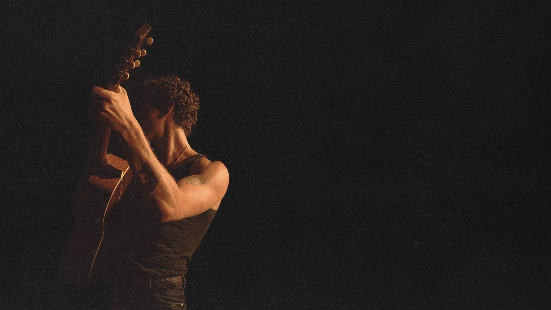 Foto de FOR FRIENDS AND FAMILY ONLY, A LIVE CONCERT FILM
