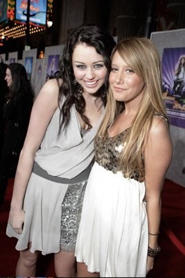 Poster de HANNAH MONTANA Y MILEY CYRUS: LO MEJOR DE AMBOS MUNDOS EN CONCIERTO