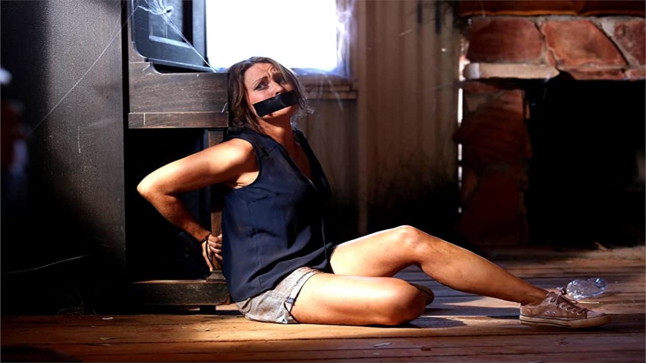 Foto de HOME AND AWAY: REVENGE
