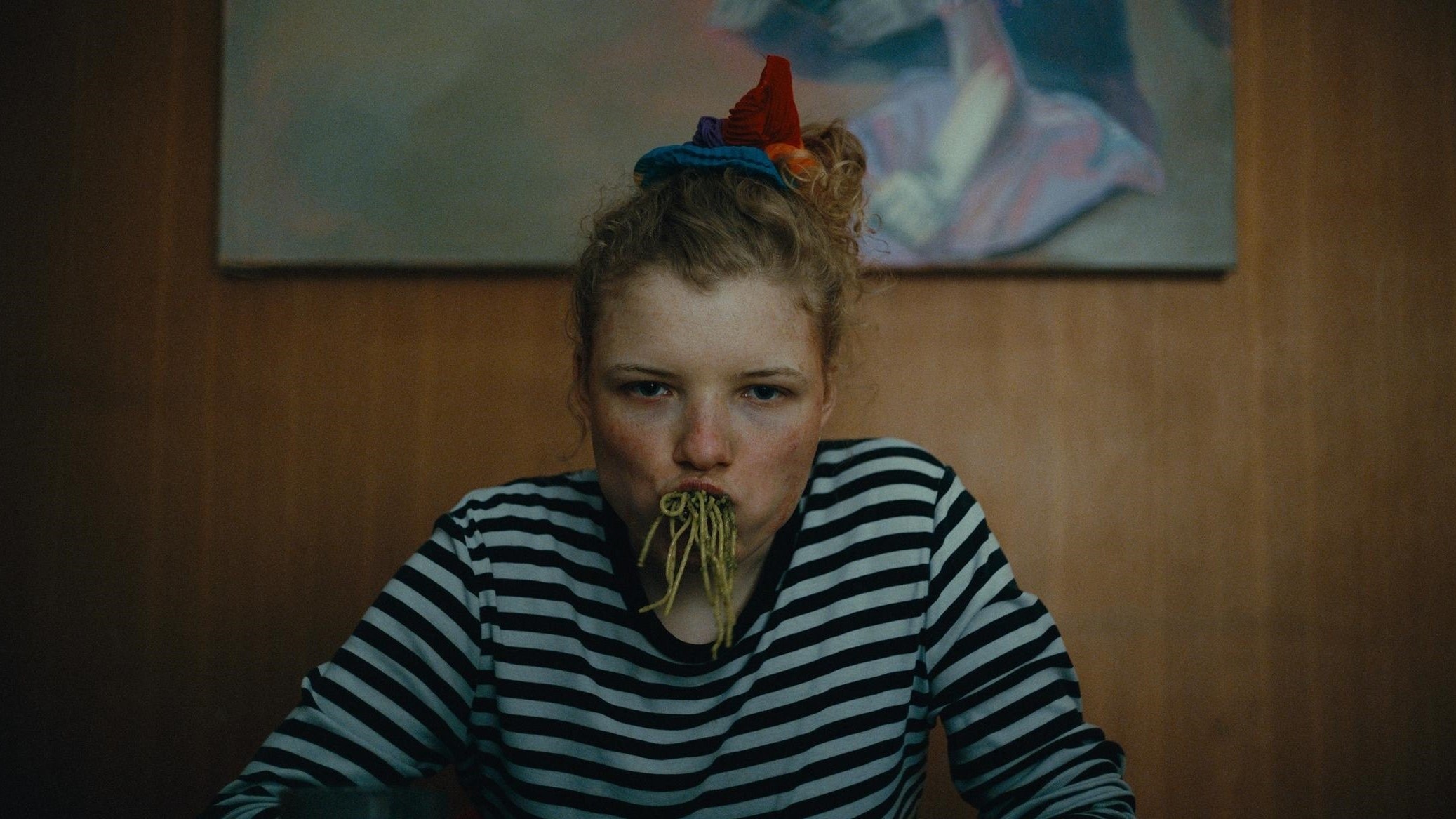 Foto de HOW TO BE NORMAL AND THE ODDNESS OF THE OTHER WORLD