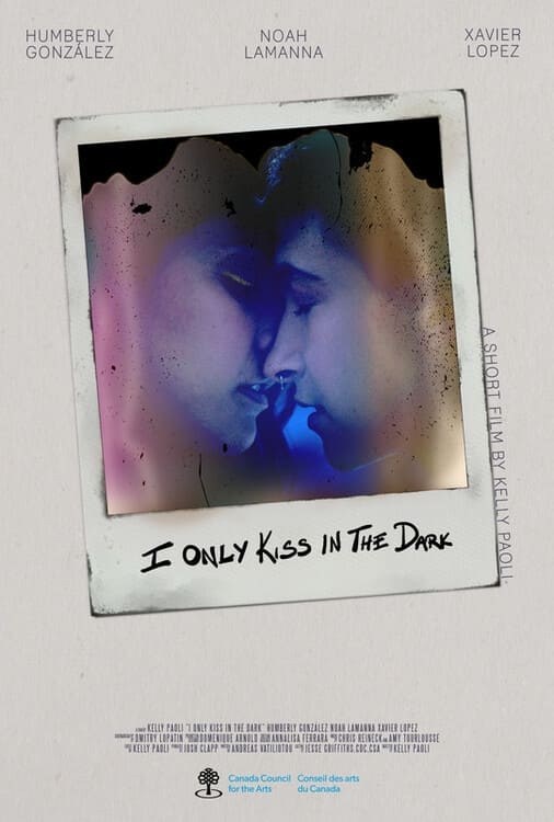 Poster de I ONLY KISS IN THE DARK