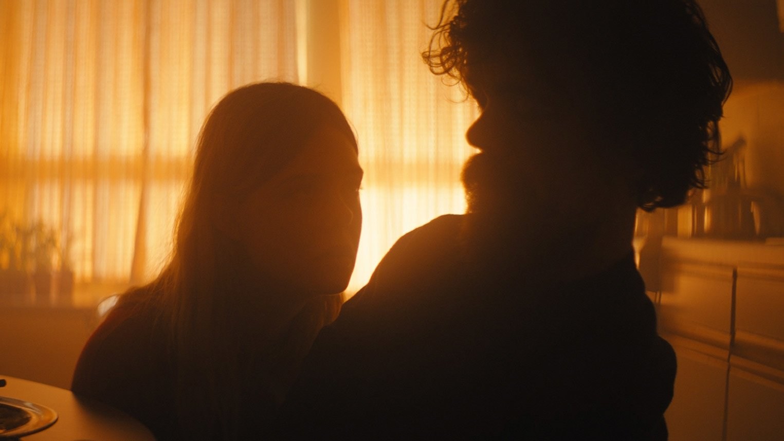 Foto de I THINK WE'RE ALONE NOW