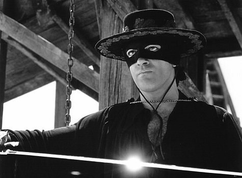 Foto de LA MÁSCARA DEL ZORRO
