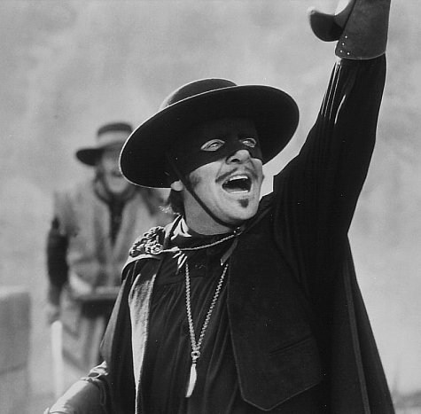 Foto de LA MÁSCARA DEL ZORRO