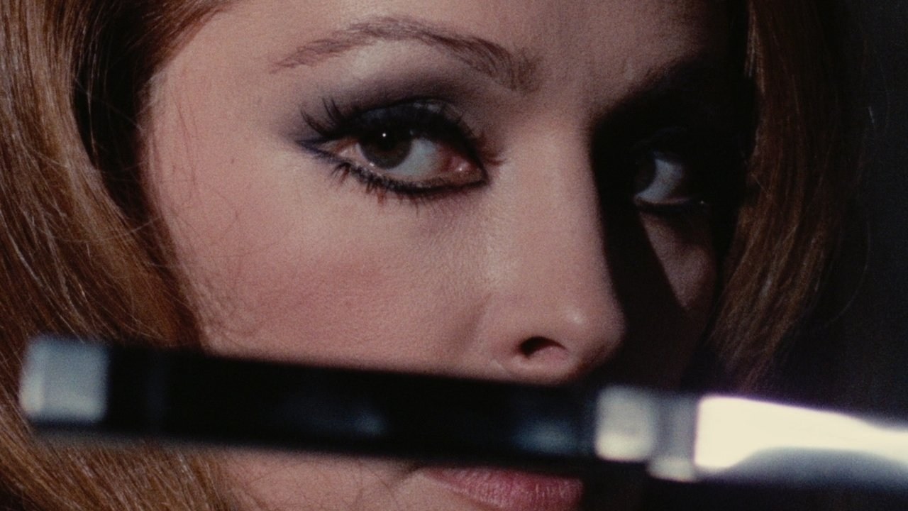 Foto de LA MUERTE CAMINA CON TACÓN ALTO