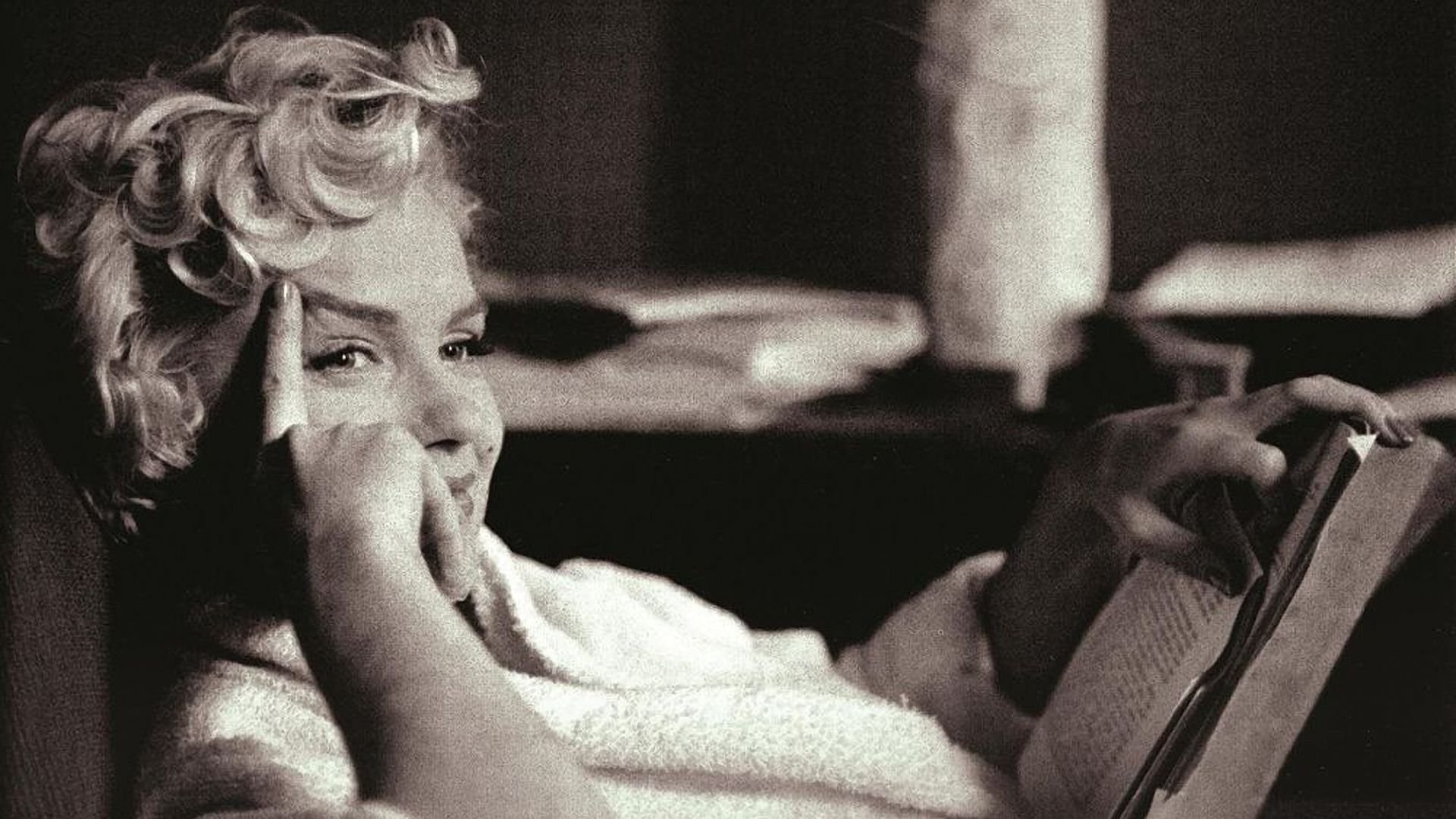 Foto de LOVE, MARILYN