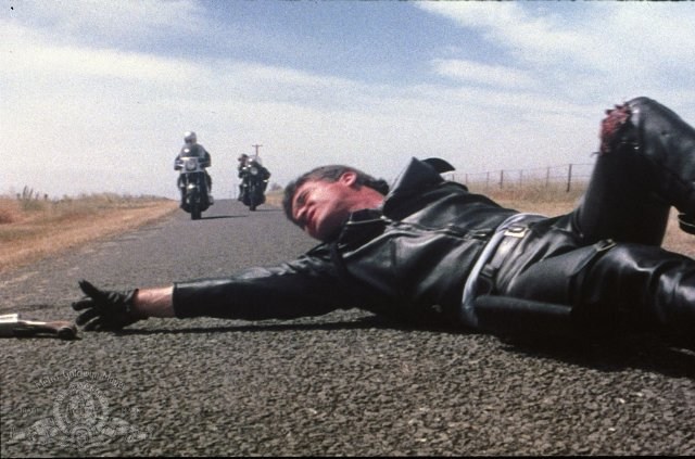 Foto de MAD MAX - SALVAJES DE AUTOPISTA