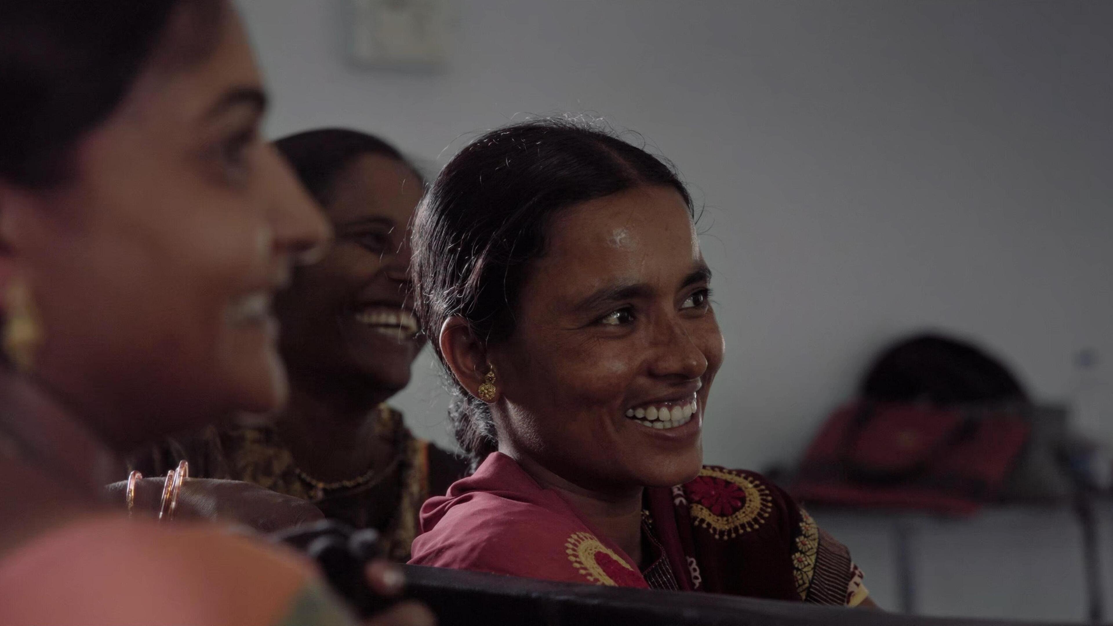 Foto de MARCHING IN THE DARK