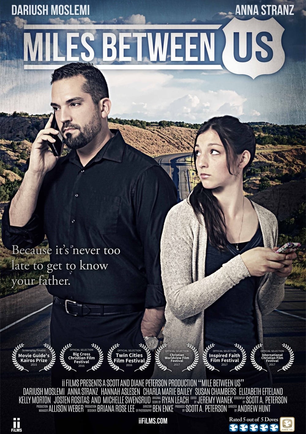 Poster de MILES BETWEEN US en inglés