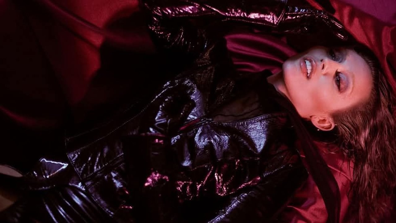 Foto de MILEY CYRUS: SOMETHING BEAUTIFUL