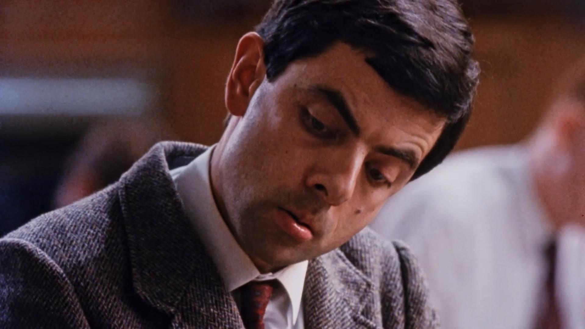 Foto de MR. BEAN TAKES AN EXAM