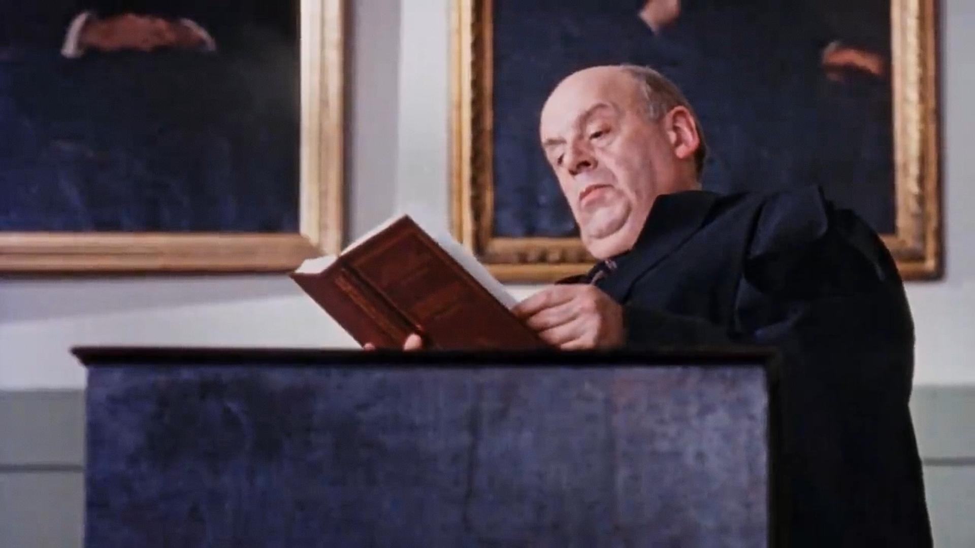 Foto de MR. BEAN TAKES AN EXAM
