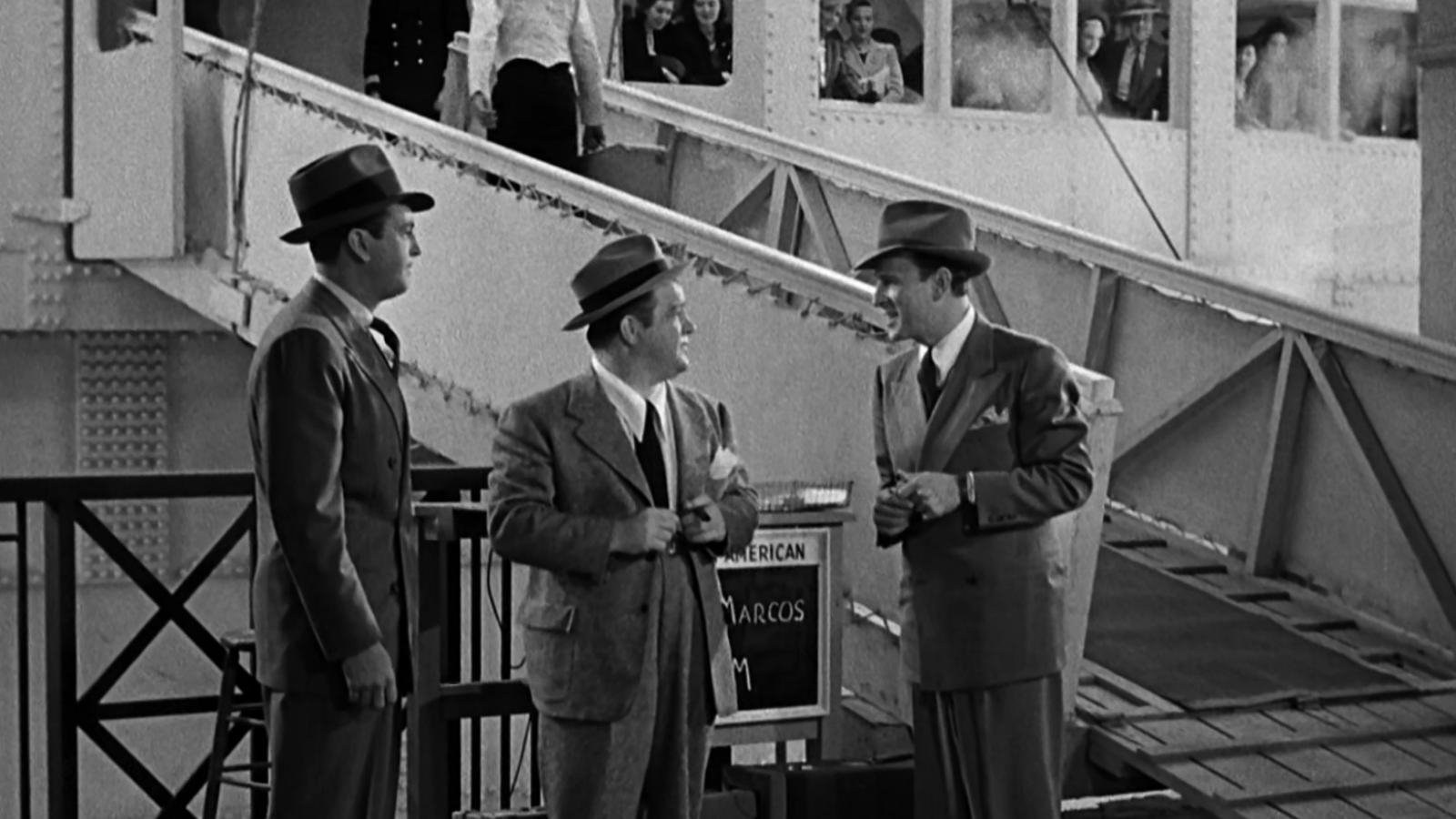 Foto de NOCHE EN EL TRÓPICO