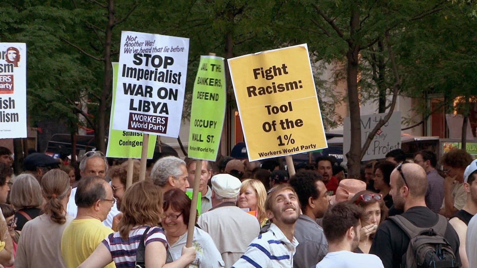 Foto de OCCUPY UNMASKED