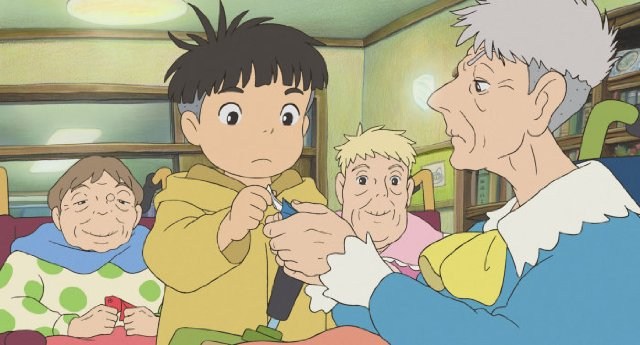 Foto de PONYO EN EL ACANTILADO