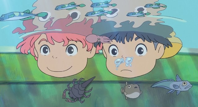 Foto de PONYO EN EL ACANTILADO