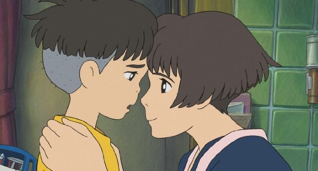 Foto de PONYO EN EL ACANTILADO