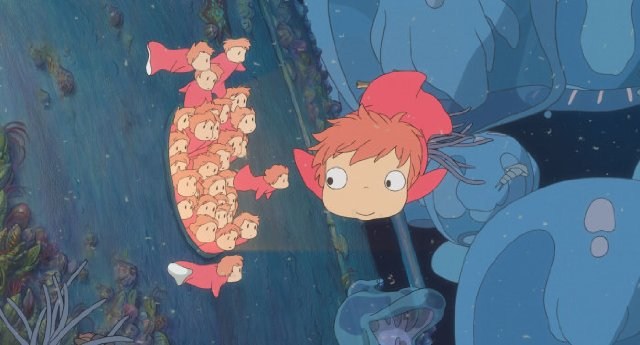 Foto de PONYO EN EL ACANTILADO