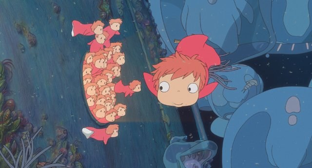 Foto de PONYO EN EL ACANTILADO