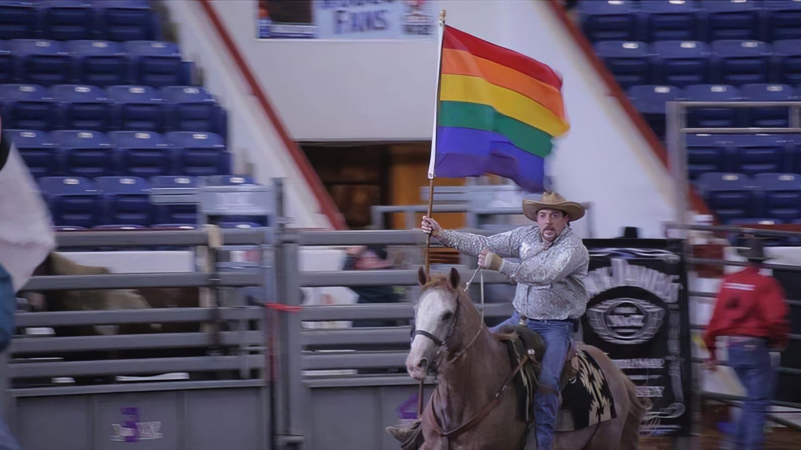 Foto de QUEENS & COWBOYS: A STRAIGHT YEAR ON THE GAY RODEO