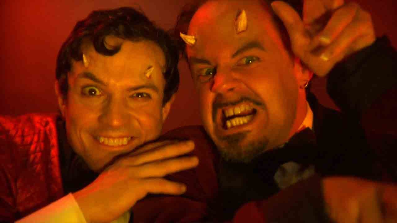 Foto de SATAN HATES YOU
