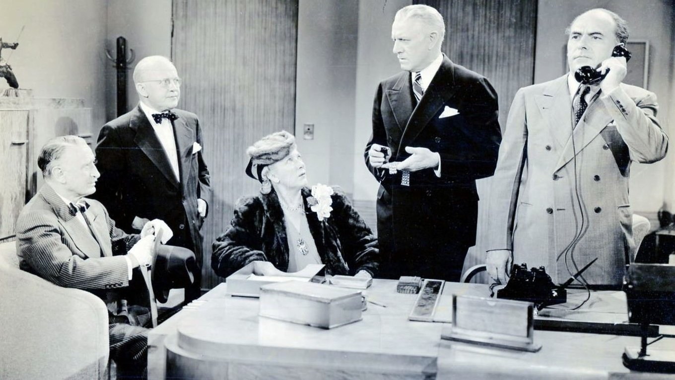 Foto de SHADOW OF SUSPICION
